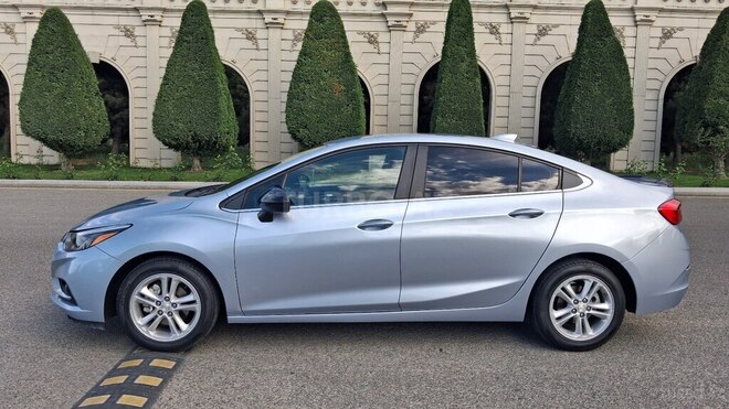 Chevrolet Cruze-7