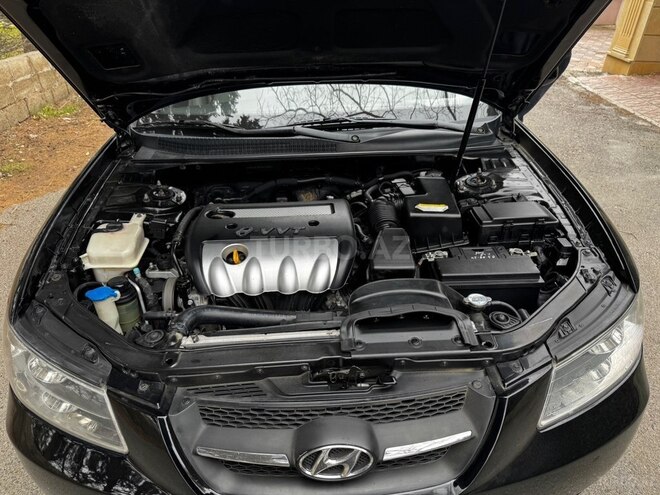 Hyundai Sonata-2