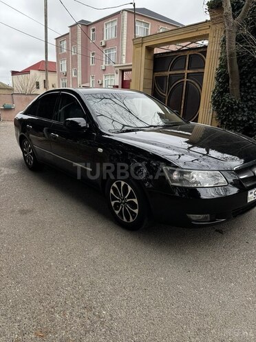 Hyundai Sonata-11