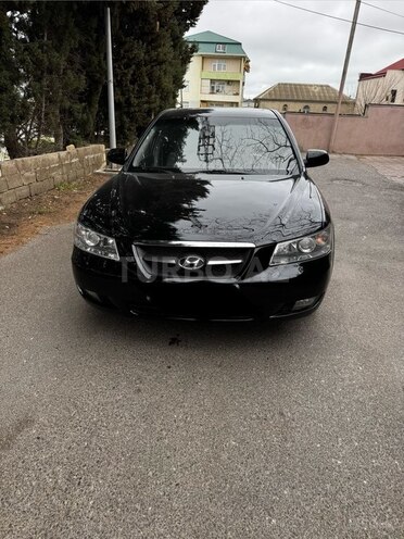 Hyundai Sonata-12