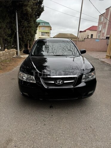 Hyundai Sonata-1