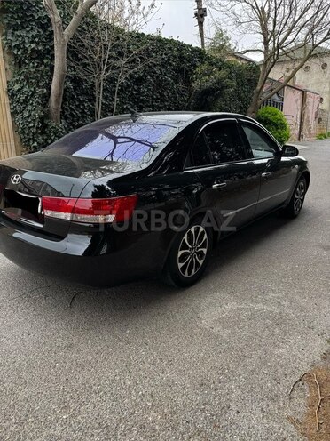 Hyundai Sonata-6
