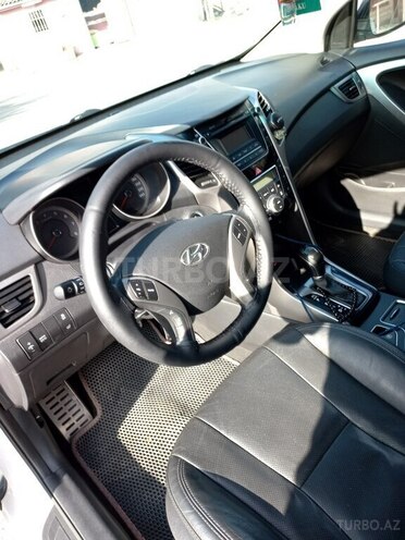 Hyundai i30-4