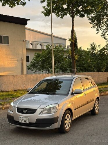 Kia Rio-17