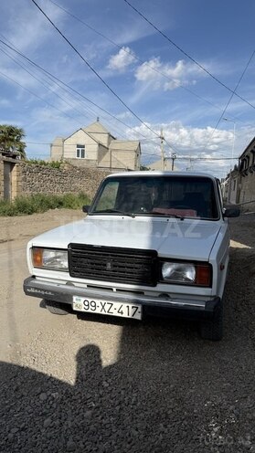 LADA (VAZ) 2107-1