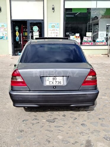 Mercedes C 200-4