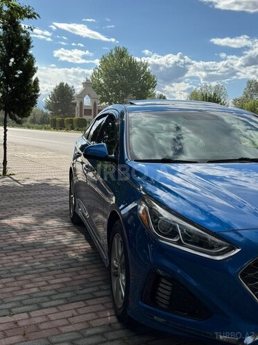 Hyundai Sonata-4