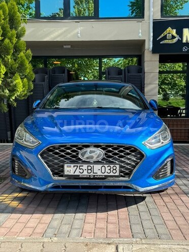 Hyundai Sonata-2