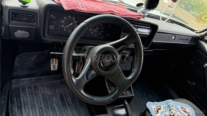 LADA (VAZ) 2107-5
