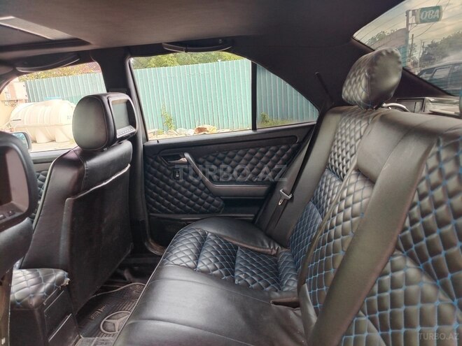 Mercedes C 200-8