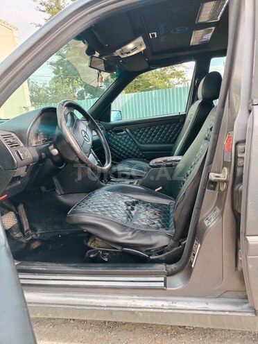 Mercedes C 200-9