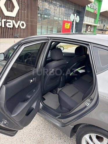 Hyundai i30-13