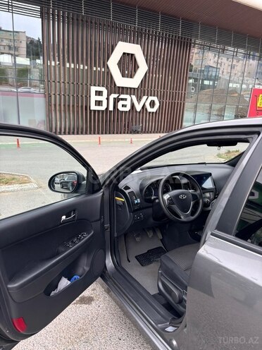 Hyundai i30-10