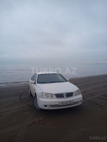 Nissan Sunny-7