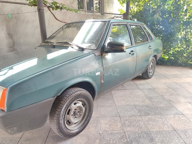 LADA (VAZ) 21099-5