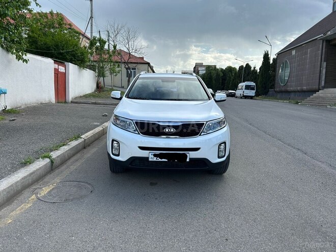 Kia Sorento-1