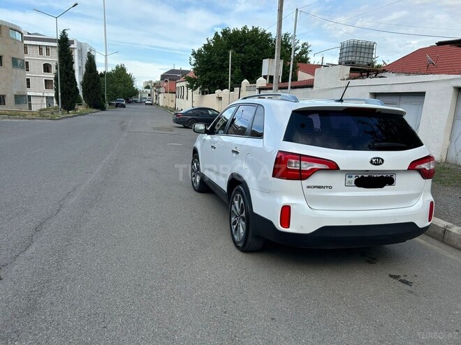 Kia Sorento-3