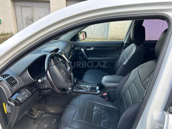 Kia Sorento-5