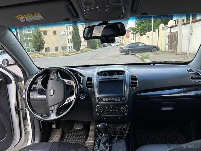 Kia Sorento-6