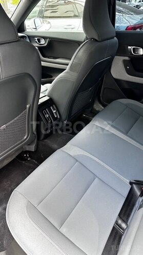 Polestar 2-11