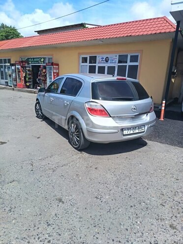 Opel Astra-2