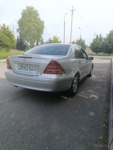 Mercedes C 200-2