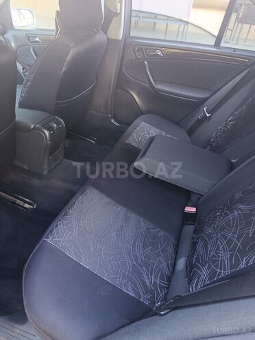 Mercedes C 200-9