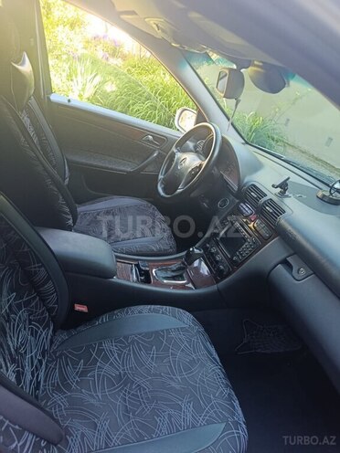 Mercedes C 200-7