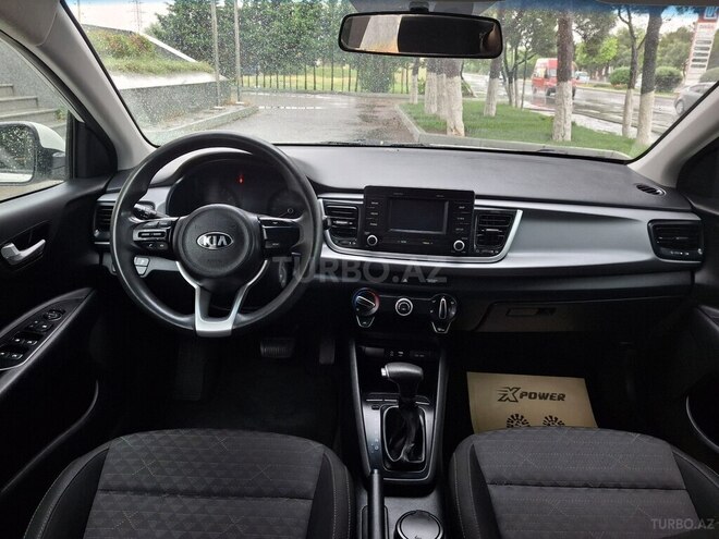 Kia Rio-2