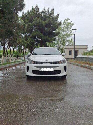 Kia Rio-1