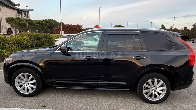 Volvo XC90-4