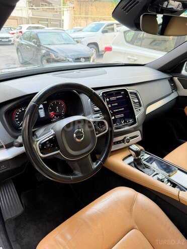 Volvo XC90-7