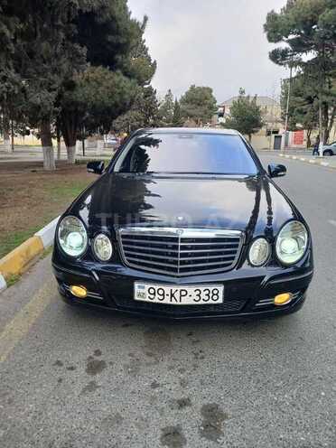 Mercedes E 220-1
