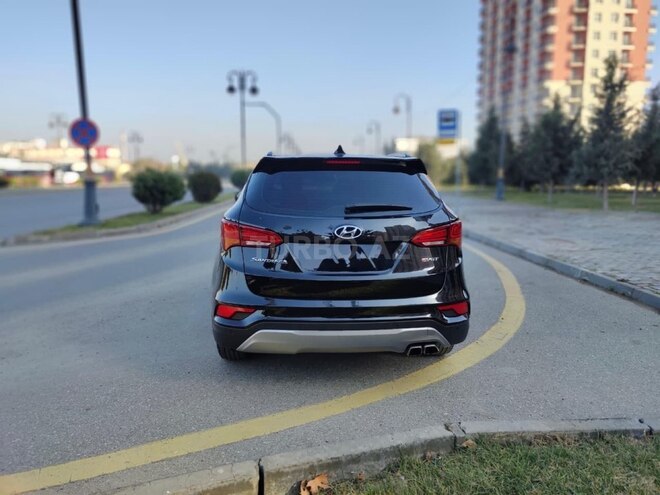 Hyundai Santa Fe-5
