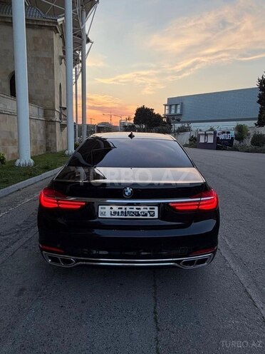 BMW 740-5