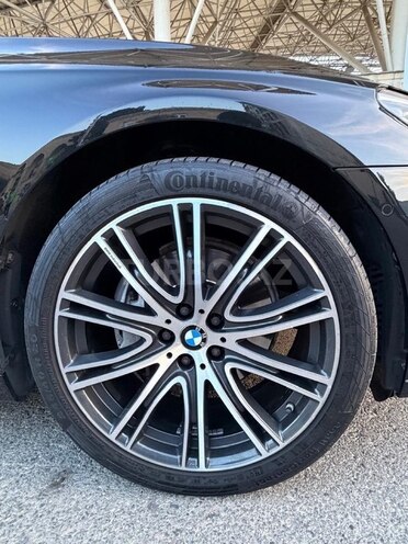 BMW 740-17