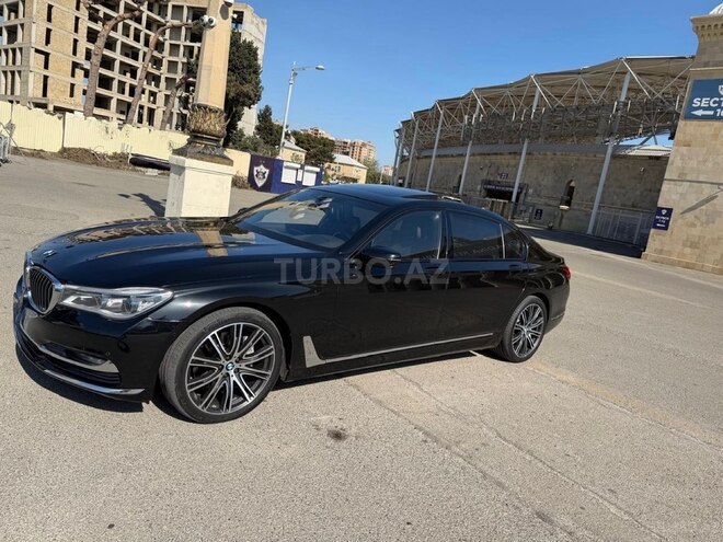 BMW 740-2