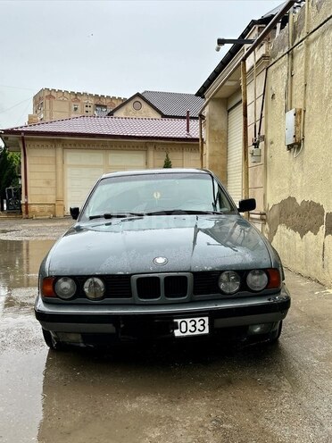 BMW 525-1