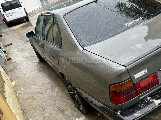 BMW 525-4