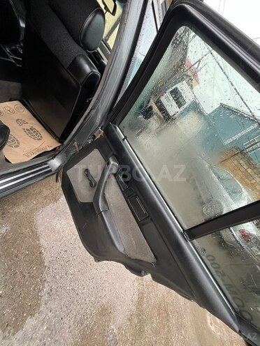 BMW 525-10