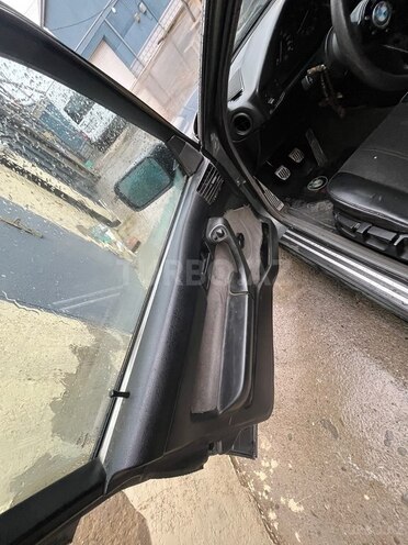 BMW 525-5