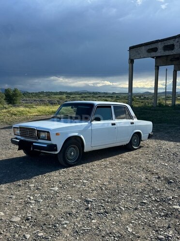 LADA (VAZ) 2107-4