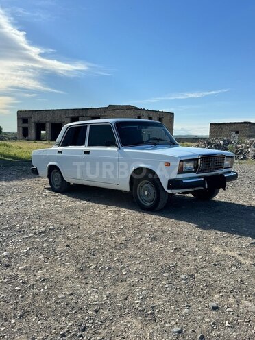 LADA (VAZ) 2107-5