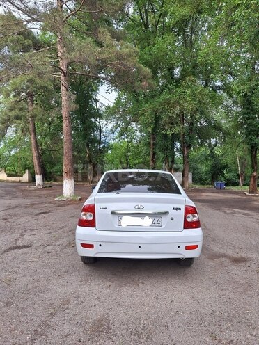 LADA (VAZ) Priora-17