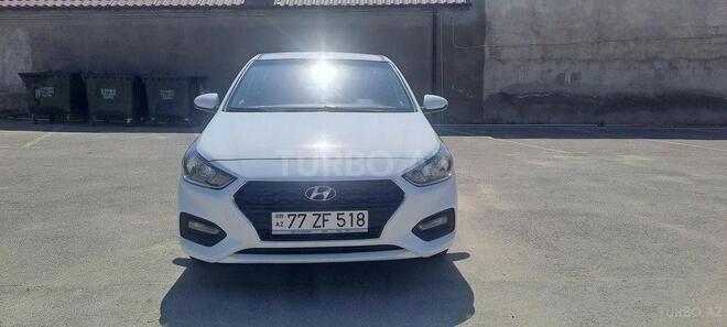 Hyundai Accent-3