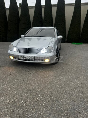Mercedes C 240-1