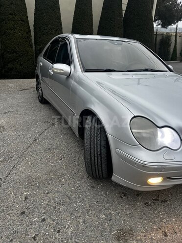 Mercedes C 240-4