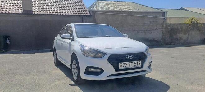 Hyundai Accent-1
