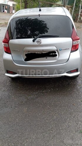 Nissan Note-6