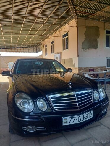 Mercedes E 220-7